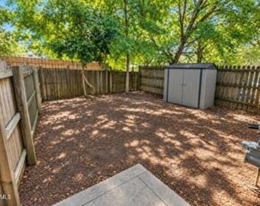 1600 Cross Street - Photo Thumbnail 9