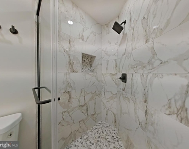 1822 Ridge Avenue - Photo Thumbnail 16