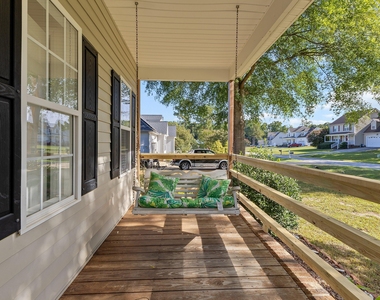 223 Presley Boulevard - Photo Thumbnail 8