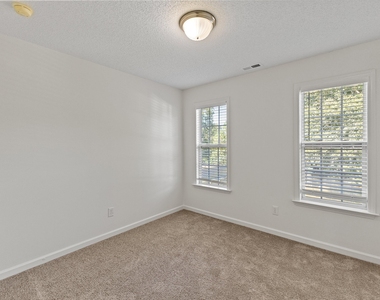 223 Presley Boulevard - Photo Thumbnail 44
