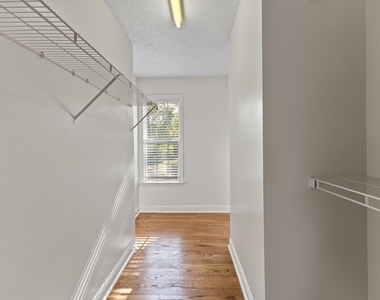 223 Presley Boulevard - Photo Thumbnail 41