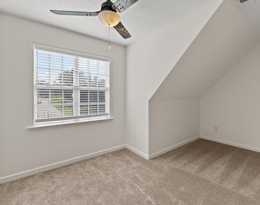 223 Presley Boulevard - Photo Thumbnail 51