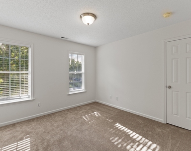 223 Presley Boulevard - Photo Thumbnail 46