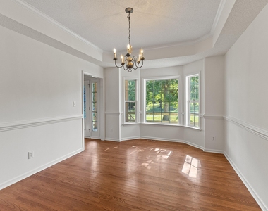 223 Presley Boulevard - Photo Thumbnail 30