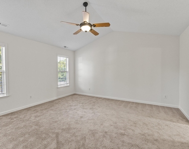 223 Presley Boulevard - Photo Thumbnail 35