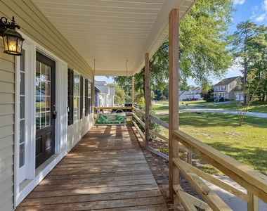 223 Presley Boulevard - Photo Thumbnail 7