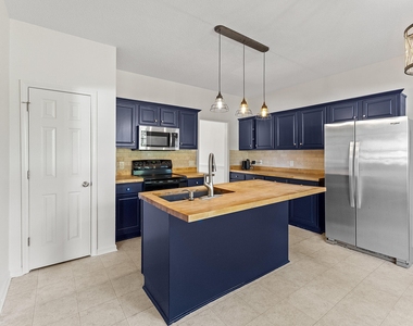 223 Presley Boulevard - Photo Thumbnail 19