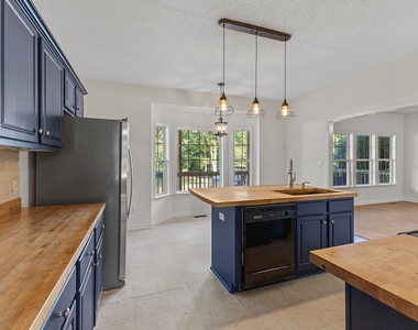 223 Presley Boulevard - Photo Thumbnail 24