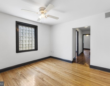 943 E Passyunk Avenue - Photo Thumbnail 11