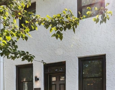 943 E Passyunk Avenue - Photo Thumbnail 1