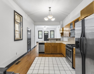 943 E Passyunk Avenue - Photo Thumbnail 7