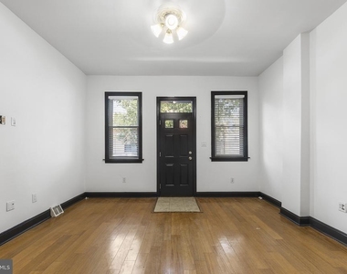 943 E Passyunk Avenue - Photo Thumbnail 3