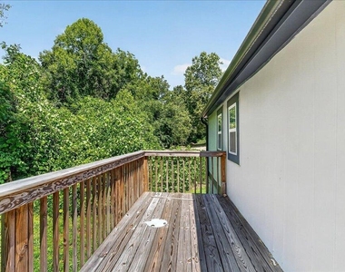415 Spring Court - Photo Thumbnail 26