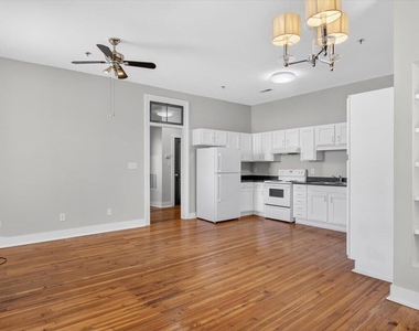 206 S Garnett Street - Photo Thumbnail 1