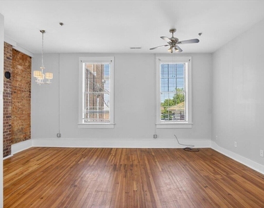 206 S Garnett Street - Photo Thumbnail 5