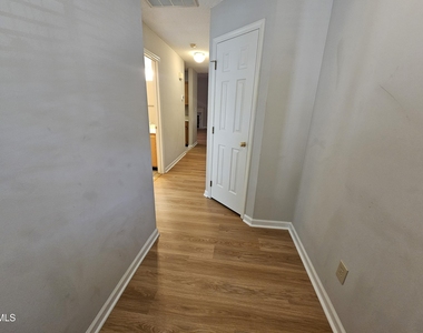 108 Forest Oaks Drive - Photo Thumbnail 1