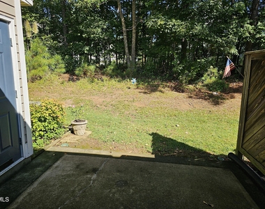 108 Forest Oaks Drive - Photo Thumbnail 16