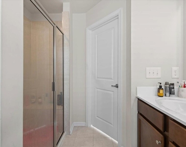 6620 Pathfinder Way - Photo Thumbnail 26
