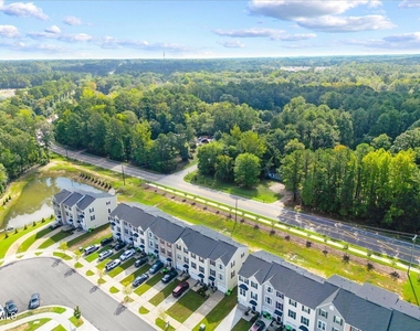 6620 Pathfinder Way - Photo Thumbnail 2