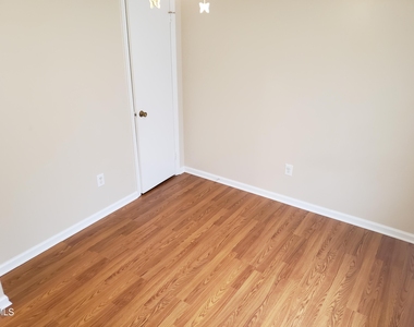 1280 Powhatan Road - Photo Thumbnail 7