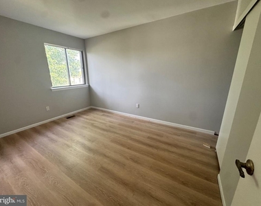 2201 Brandenburg Way - Photo Thumbnail 18