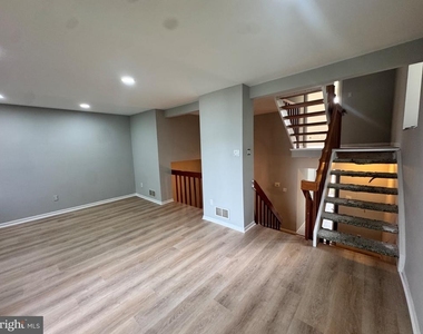 2201 Brandenburg Way - Photo Thumbnail 8
