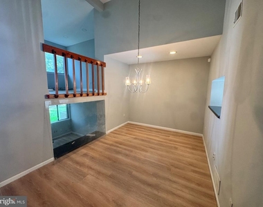 2201 Brandenburg Way - Photo Thumbnail 6