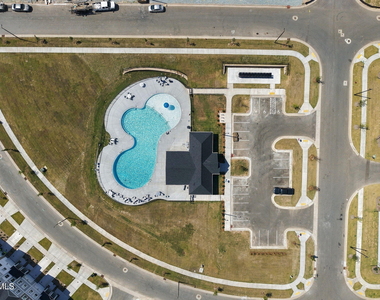 3195 Delmar Drive - Photo Thumbnail 1