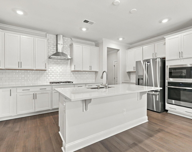 3195 Delmar Drive - Photo Thumbnail 13