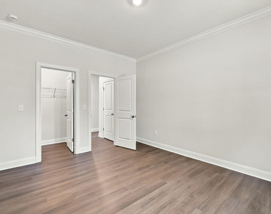 3195 Delmar Drive - Photo Thumbnail 21