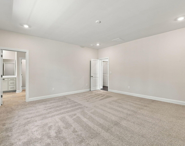 3195 Delmar Drive - Photo Thumbnail 25