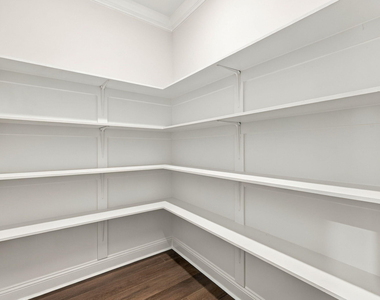 3195 Delmar Drive - Photo Thumbnail 15
