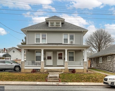 322 S Railroad Street - Photo Thumbnail 1