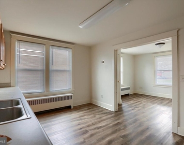 322 S Railroad Street - Photo Thumbnail 9