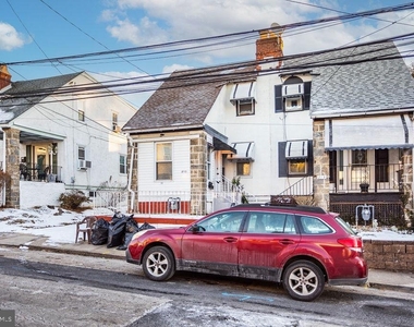 213 Heather Road - Photo Thumbnail 1