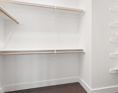 515 N Churton Street - Photo Thumbnail 19