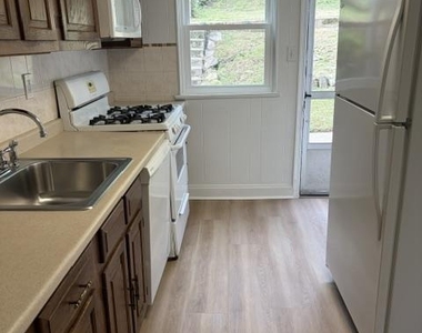 802 Naylors Run Road - Photo Thumbnail 6