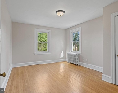 1224 Lancaster Avenue - Photo Thumbnail 12