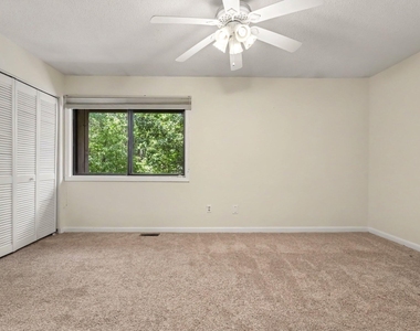 206 Ridge Trail - Photo Thumbnail 12