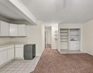 206 Ridge Trail - Photo Thumbnail 16