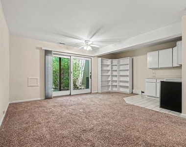 206 Ridge Trail - Photo Thumbnail 15