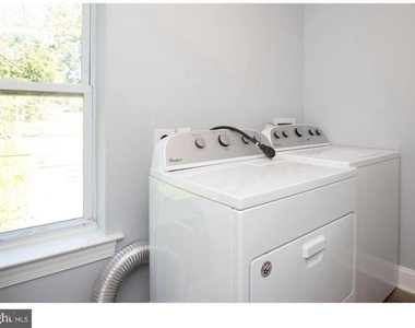 217 W Lancaster Avenue - Photo Thumbnail 9