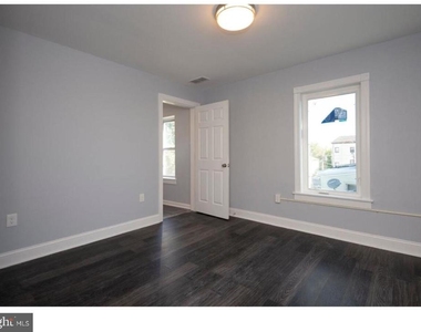 217 W Lancaster Avenue - Photo Thumbnail 6