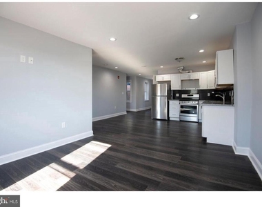 217 W Lancaster Avenue - Photo Thumbnail 2