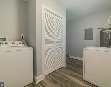 217 W Lancaster Avenue - Photo Thumbnail 10
