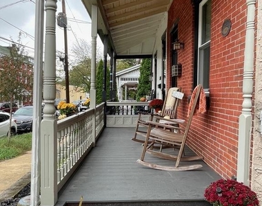 230 Morgan Street - Photo Thumbnail 2