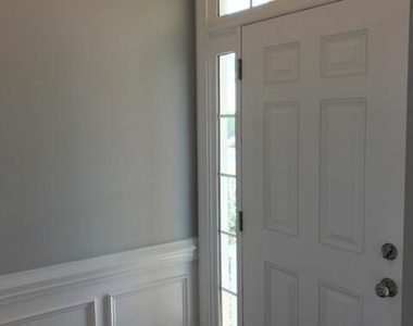 1333 Center Street - Photo Thumbnail 1
