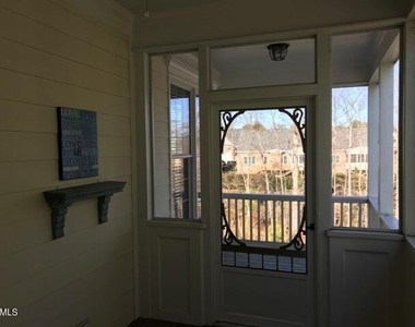 1333 Center Street - Photo Thumbnail 25