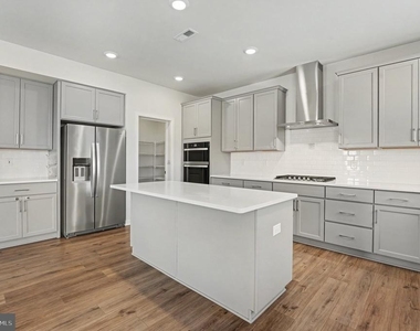 1165 Mariwill Drive - Photo Thumbnail 6