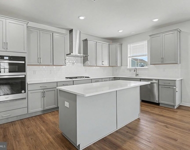 1165 Mariwill Drive - Photo Thumbnail 7